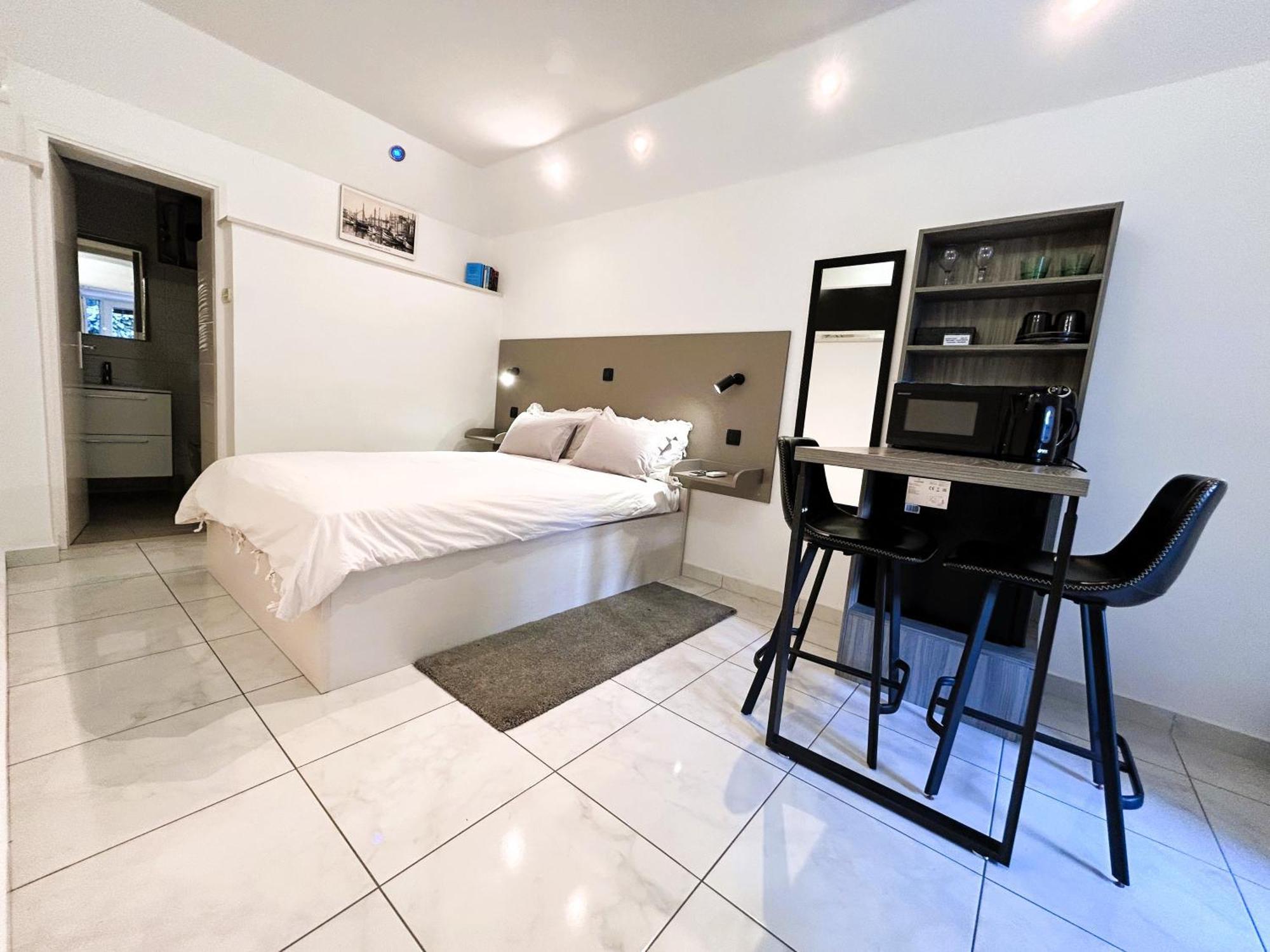 Apartments And Rooms Tudor Split Luaran gambar