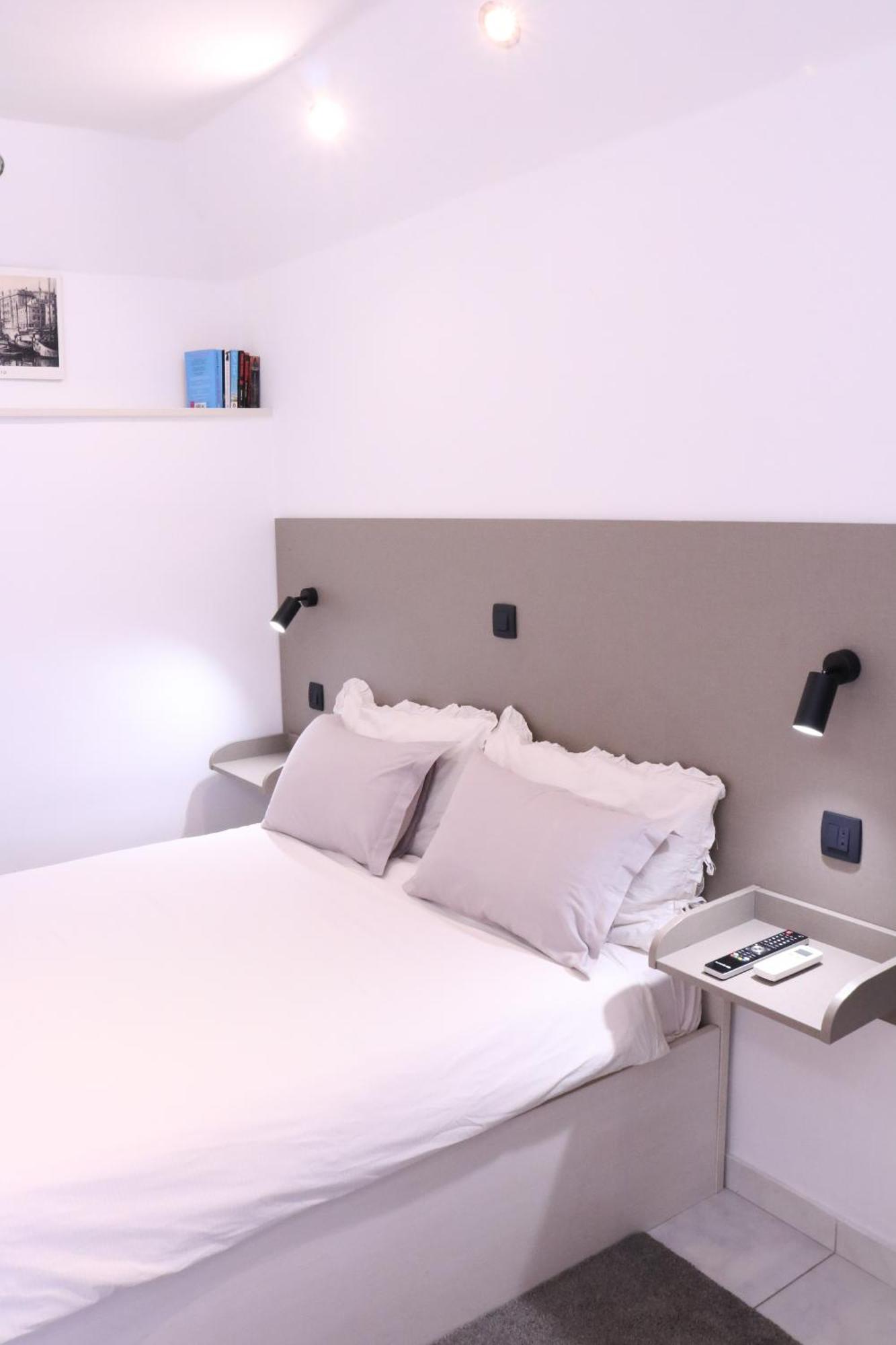 Apartments And Rooms Tudor Split Luaran gambar