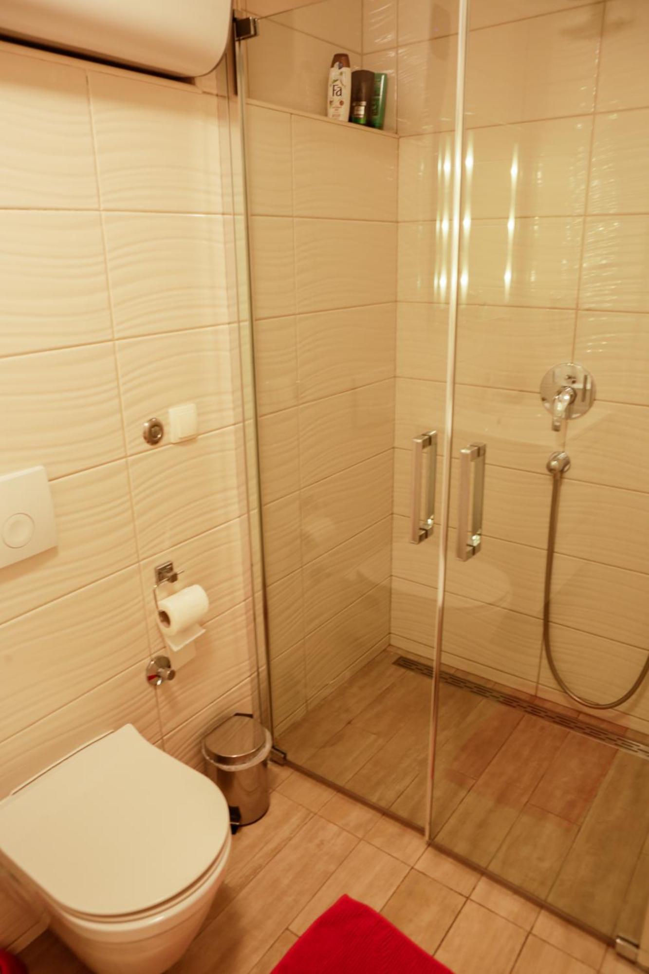 Apartments And Rooms Tudor Split Luaran gambar