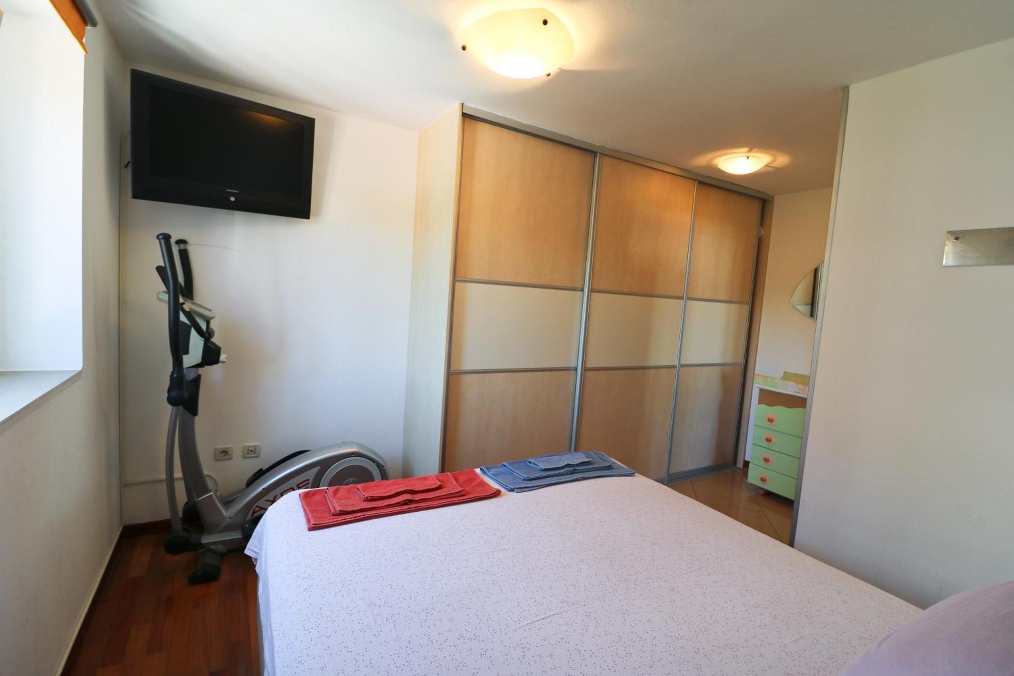 Apartments And Rooms Tudor Split Luaran gambar