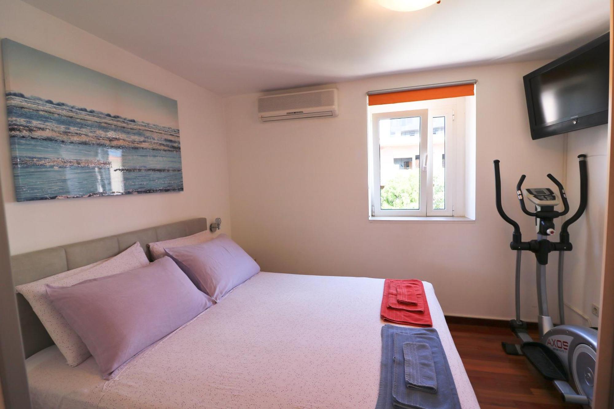 Apartments And Rooms Tudor Split Luaran gambar