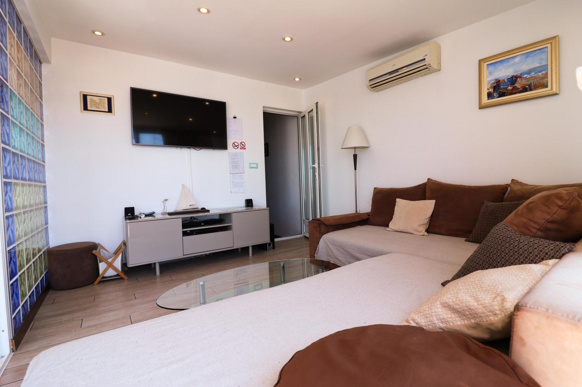 Apartments And Rooms Tudor Split Luaran gambar